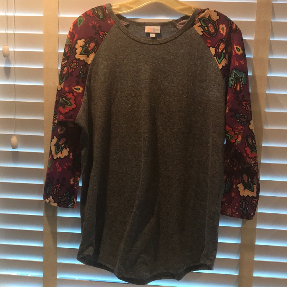 Lularoe Randy Tee